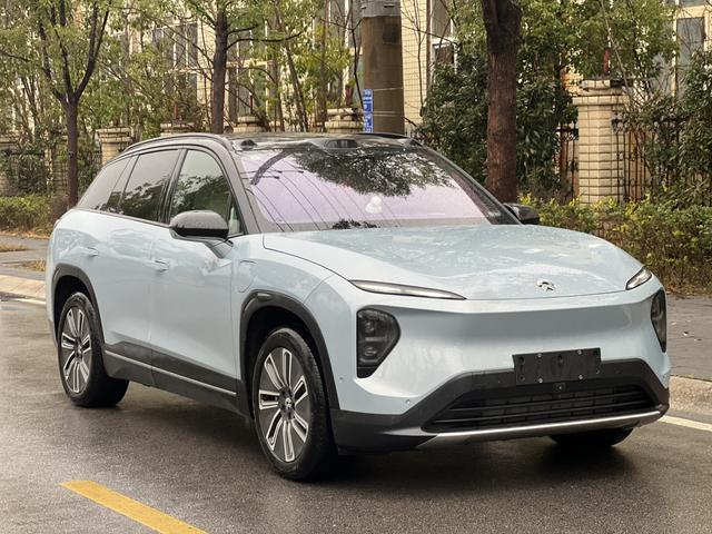 NIO ES7