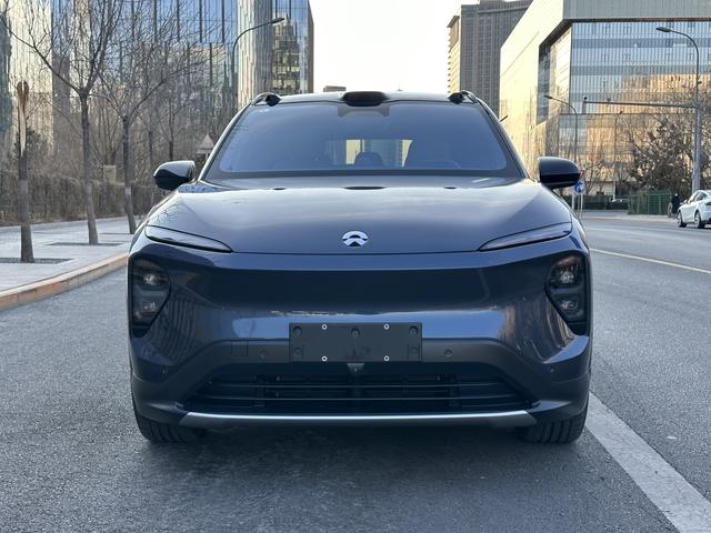 NIO ES7