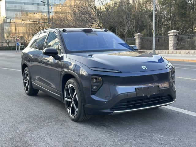 NIO ES7