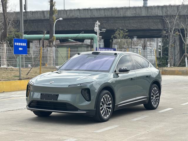 NIO EC6