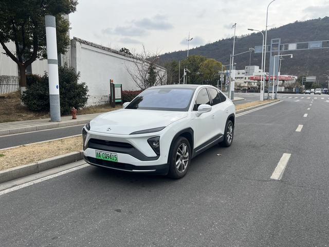 NIO EC6