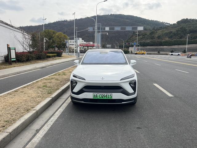 NIO EC6