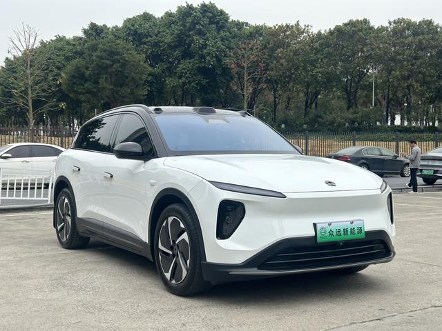 NIO ES6