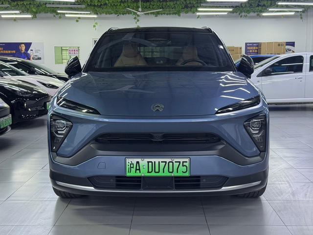 NIO ES6