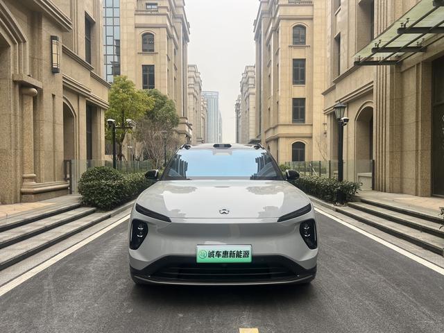 NIO ES6