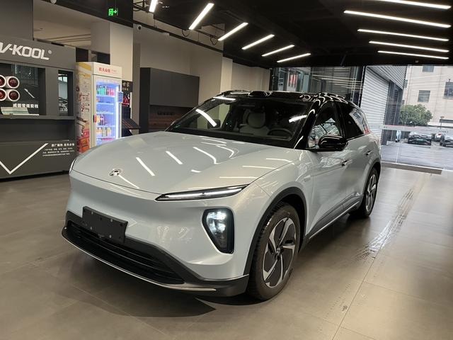 NIO ES6