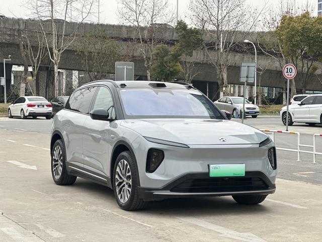 NIO ES6