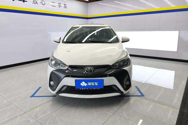 Toyota YARiS L to dazzle