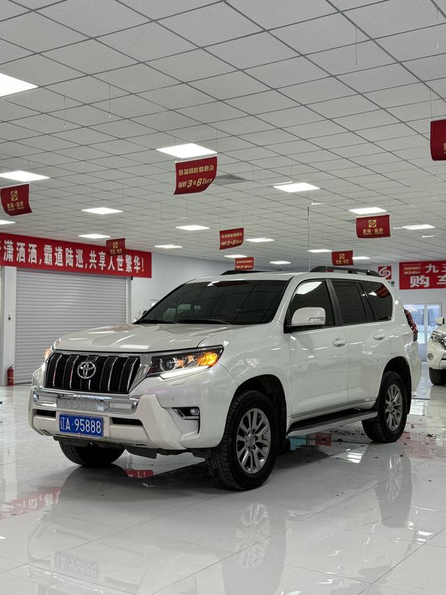 Toyota Prado