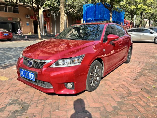 Lexus CT