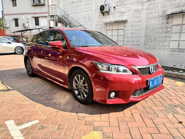 Lexus CT