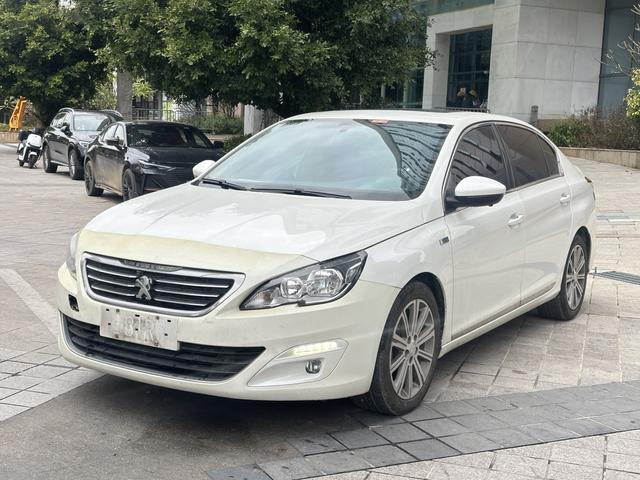 Peugeot 408