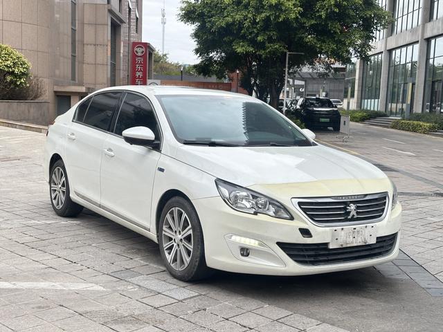 Peugeot 408