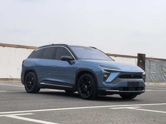 NIO ES6