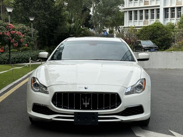 Maserati President