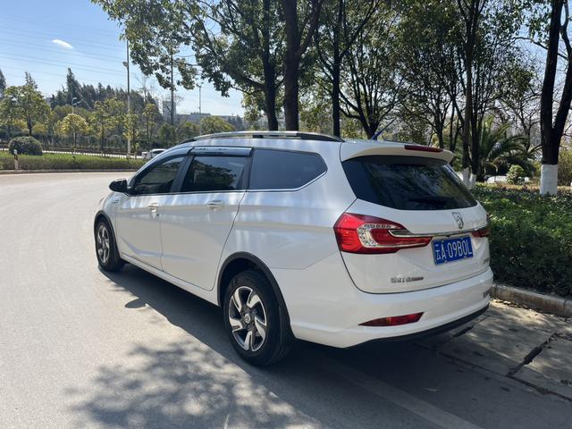 Baojun 310W