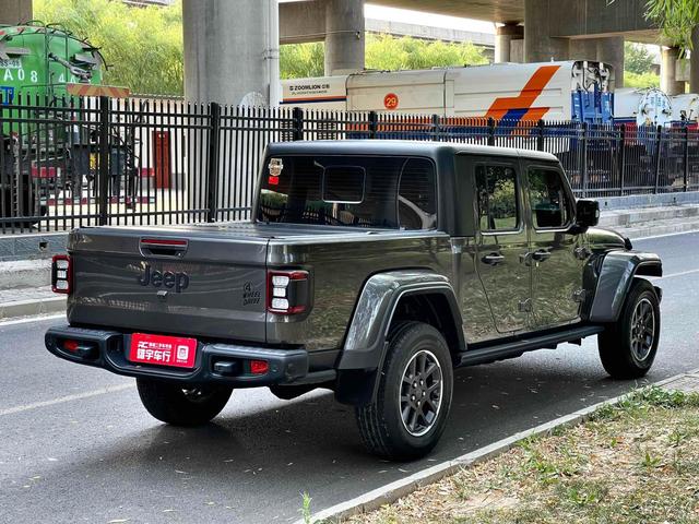 Jeep Gladiator