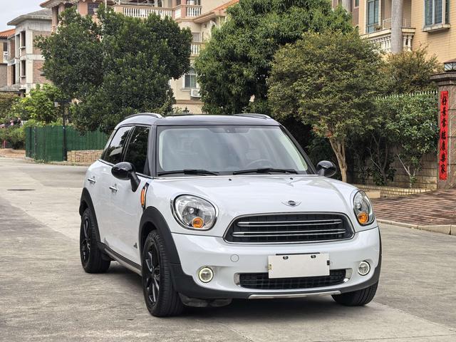 MINI COUNTRYMAN