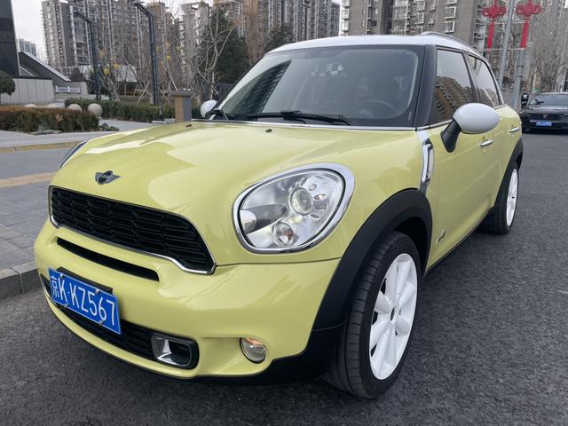 MINI COUNTRYMAN