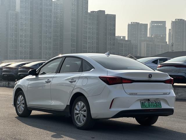 Changan Eado EV