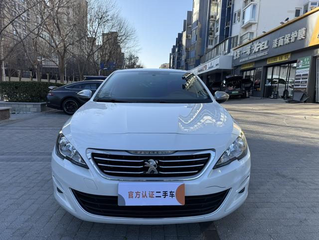 Peugeot 408