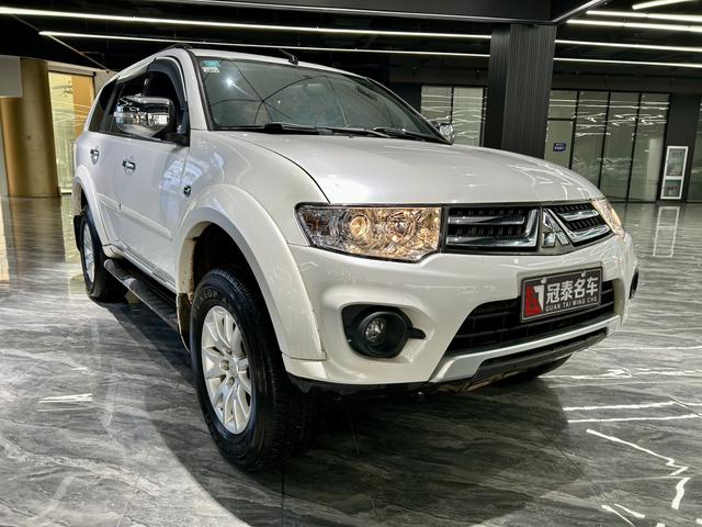 Mitsubishi Pajero Jinchang