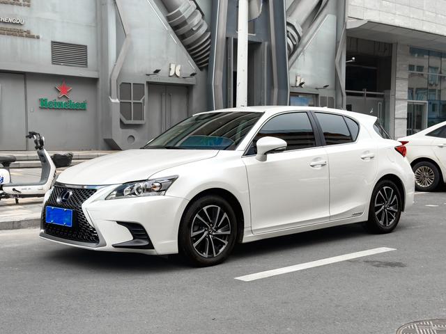 Lexus CT