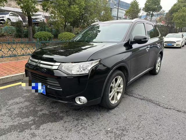 Mitsubishi Outlander (imported)