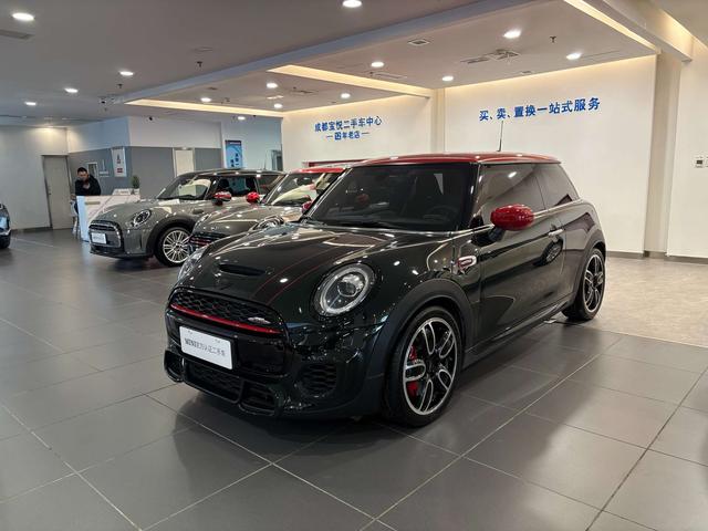 MINI JCW