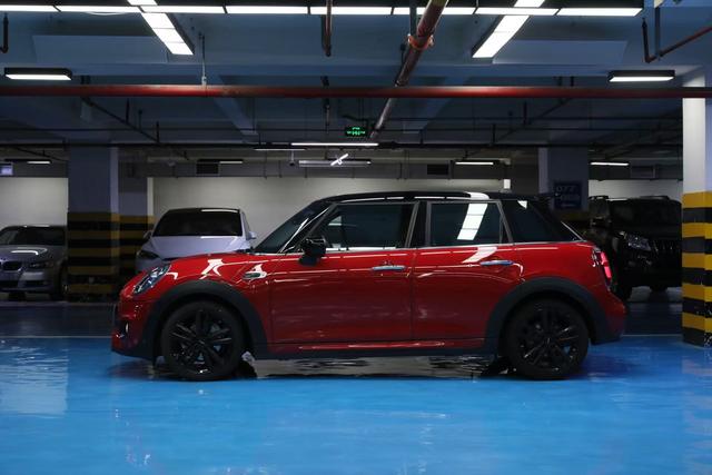 MINI MINI