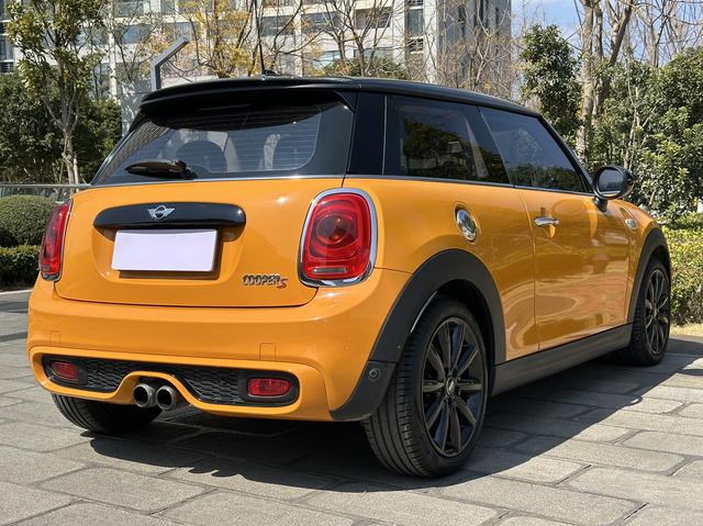 MINI MINI