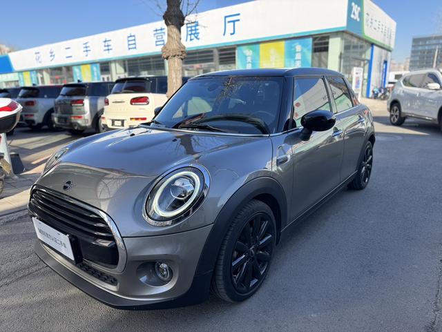 MINI MINI