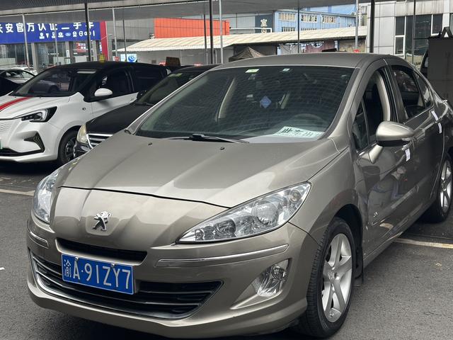 Peugeot 408