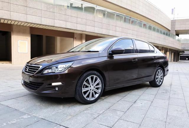 Peugeot 408