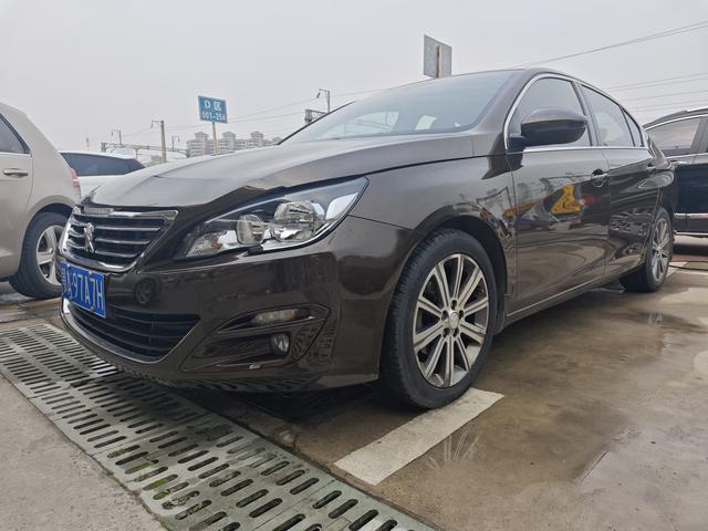 Peugeot 408