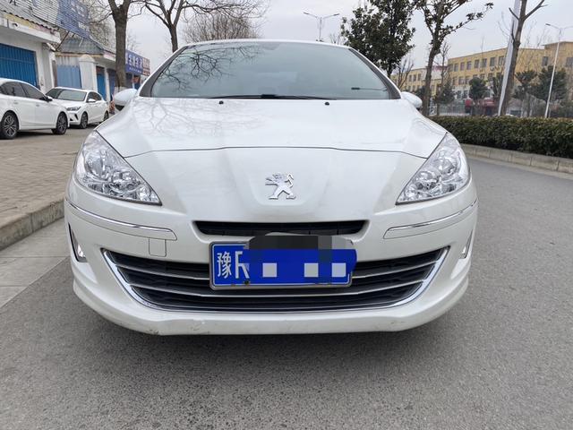 Peugeot 408