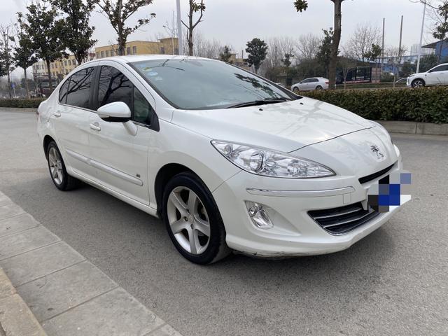 Peugeot 408