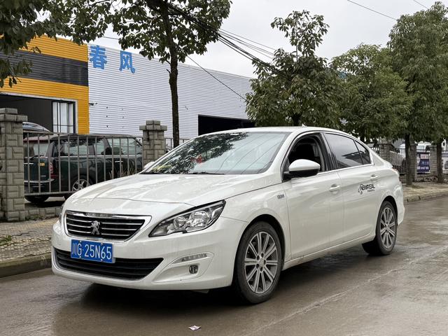 Peugeot 408