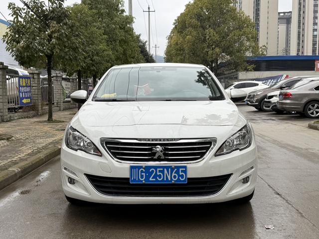 Peugeot 408