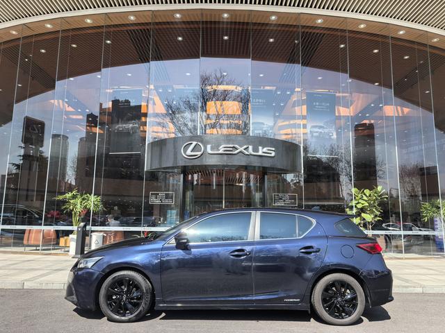 Lexus CT