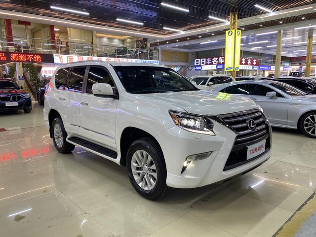 Lexus GX