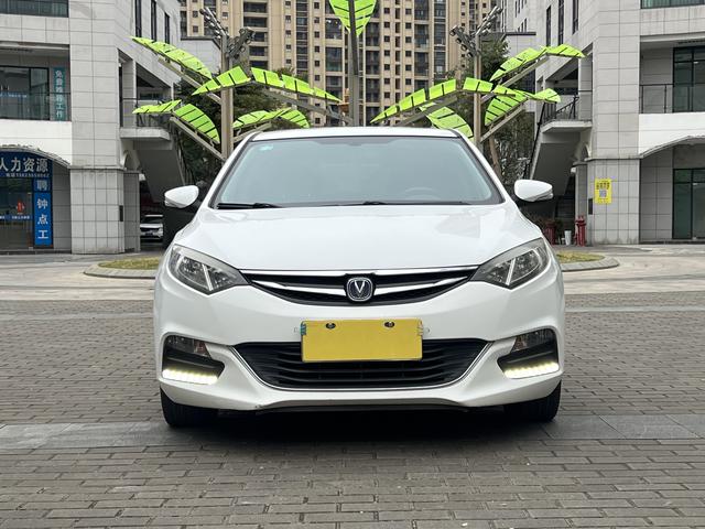 Changan Eado XT