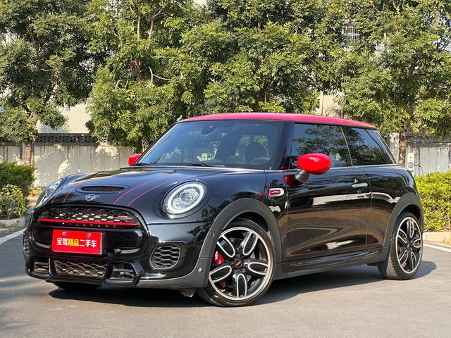 MINI JCW