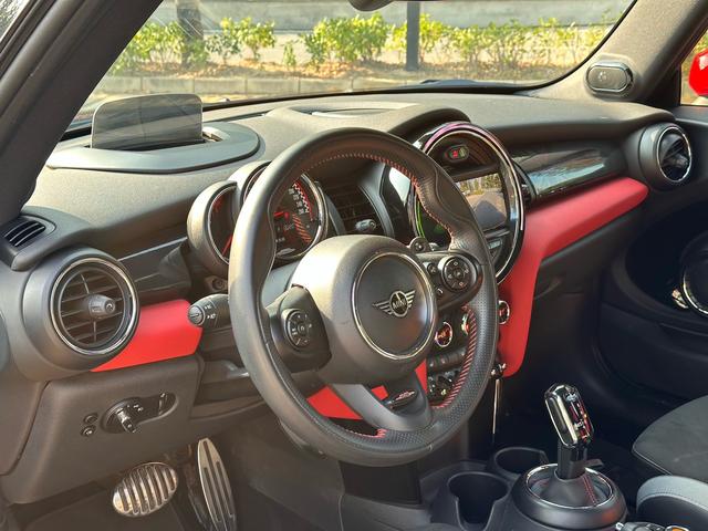 MINI JCW