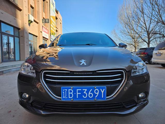 Peugeot 301