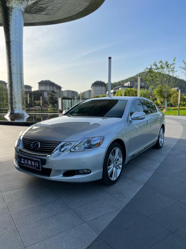 Lexus GS