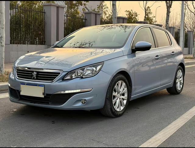 Peugeot 308S