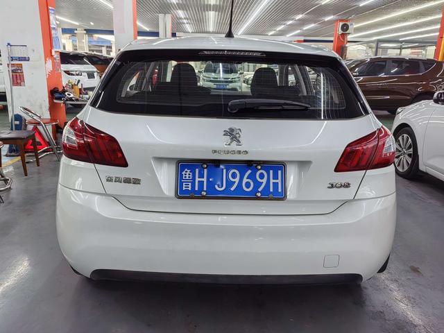 Peugeot 308S