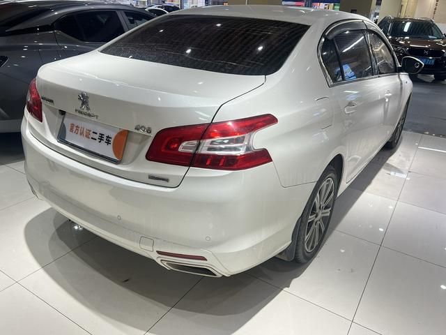 Peugeot 408