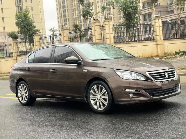 Peugeot 408